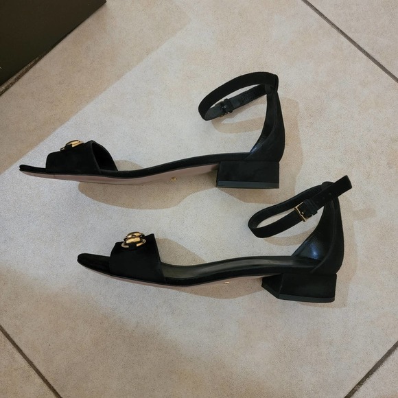 Gucci Suede Sandals Horsebit 38.5 Low Heel Black Gold Ankle Strap 338960 - Picture 9 of 15